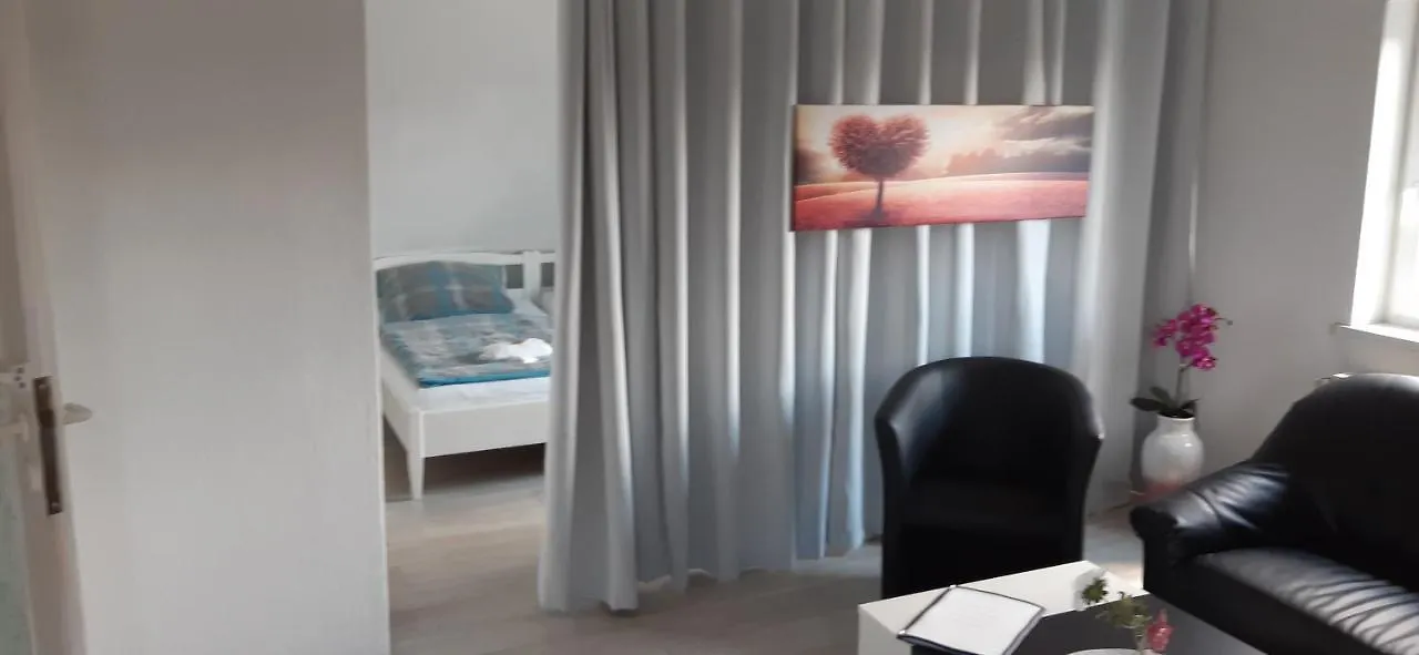 Ferienwohnung An den Linden 31 Leipzig 0*,  Deutschland